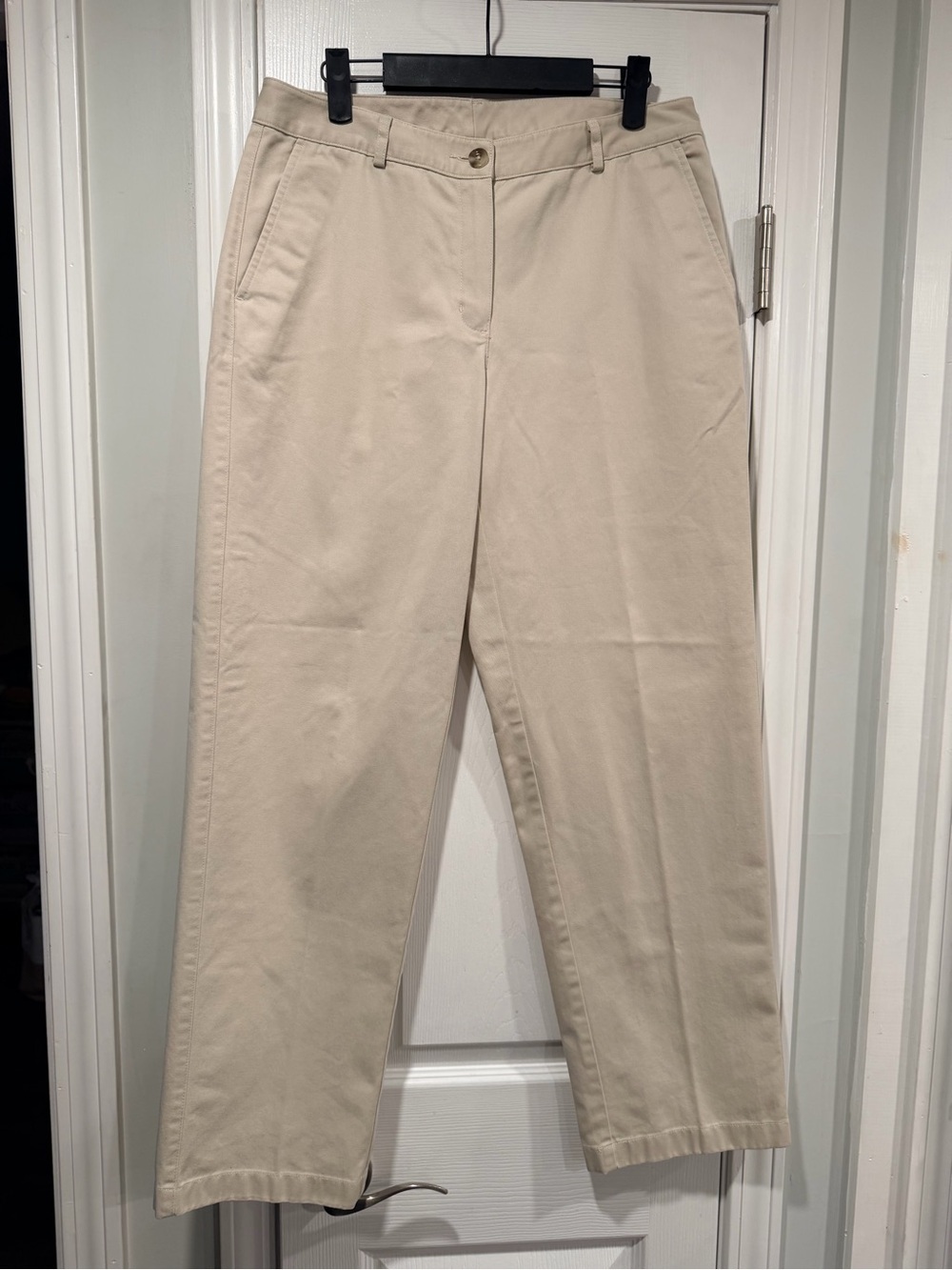 L.L. Bean Size 8 Zip Up Khaki Cotton Favorite Fit Straight Leg Chino Pants
